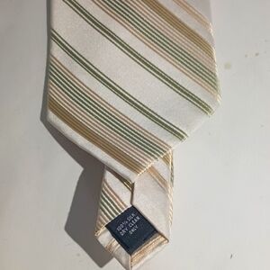 Elegant Pierre Cardin Striped Silk Tie. Cream, Green. 100 percent Silk